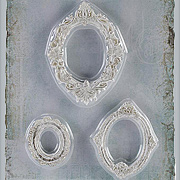 Shabby Chic Oval Resin Frames - 3 Small