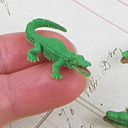 Micro Mini Alligator