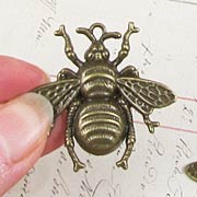 Giant Bronze Bee Charm*