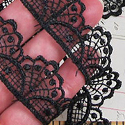 7/8 Inch Fancy Fan Black Lace