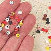 Doll Buttons - 4mm Mix*
