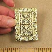 Dresden Frame & Corners