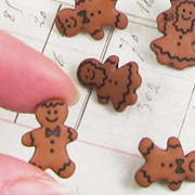 Gingerbread People Buttons Set