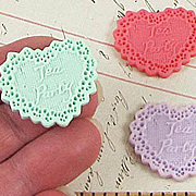 27mm Resin Tea Party Heart Doilies