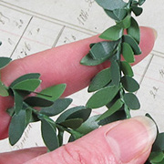 Larger Green Leaf Garland