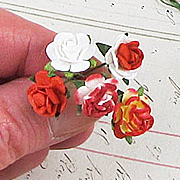 Mixed Red Tiny Paper Roses*
