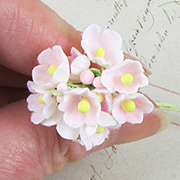 Small Felt Flowers - Pink