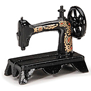 Miniature Vintage Sewing Machine*