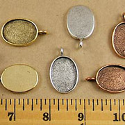 Single-Loop Oval Pendants