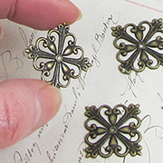 Antique Square Open Fleur Filigree