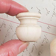 1 Inch Wide Wooden Finial