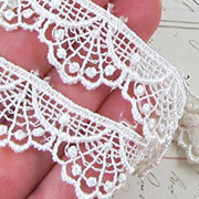 7/8 Inch Fancy Fan Ivory Lace