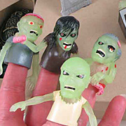 Zombie Finger Puppets